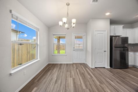 109 Gunther Way Taylor TX 76574