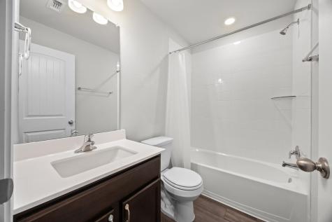 109 Gunther Way Taylor TX 76574