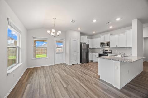 109 Gunther Way Taylor TX 76574