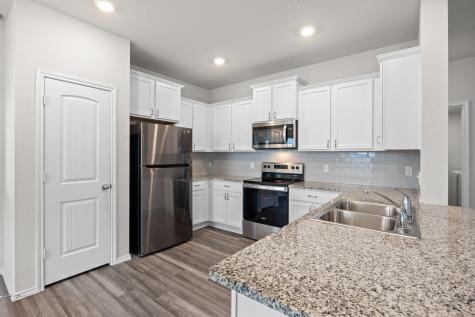 109 Gunther Way Taylor TX 76574