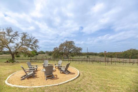 579 Triple S Trail Johnson City TX 78636