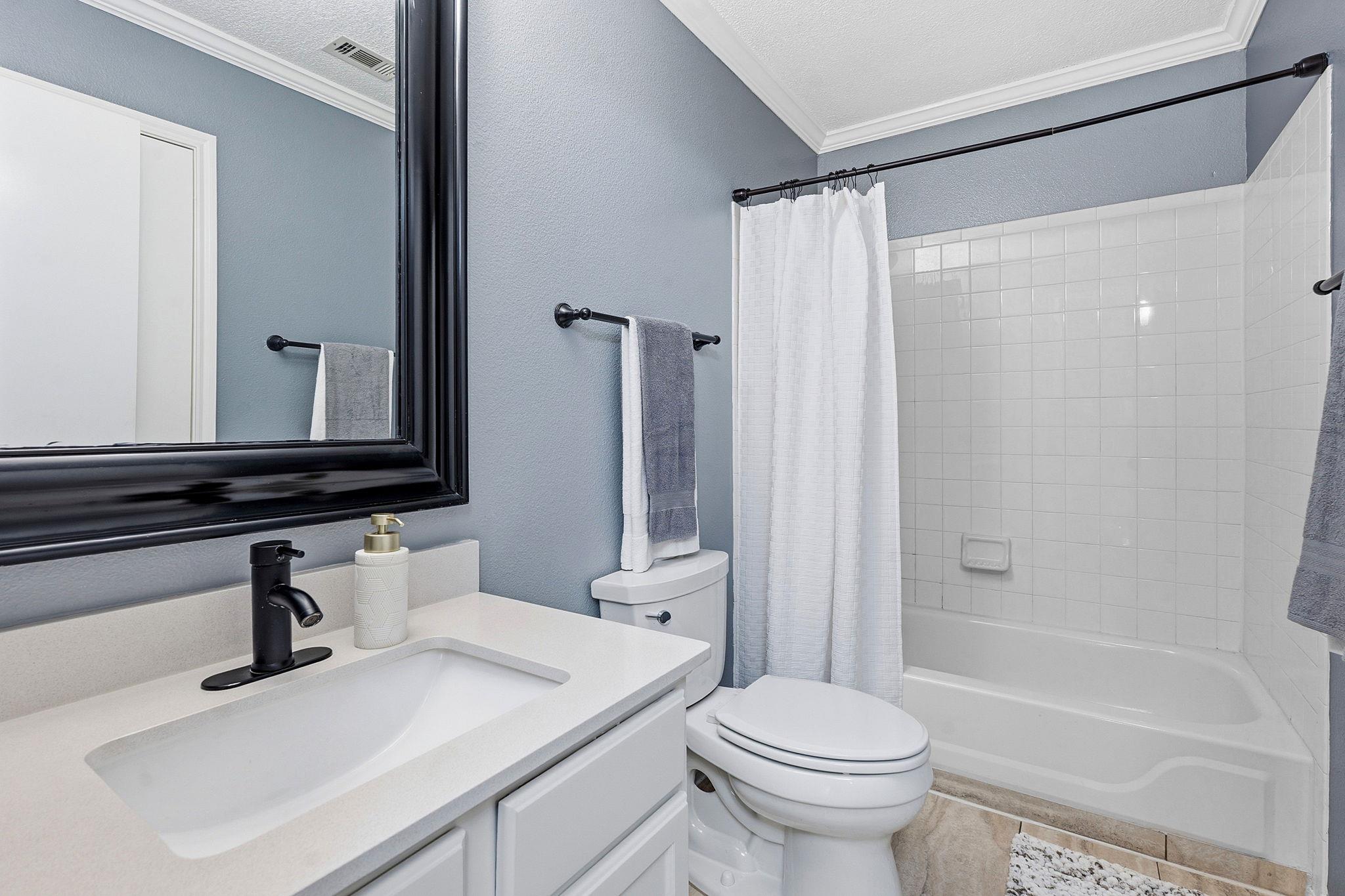 6614 Roseborough Drive Austin TX 78747