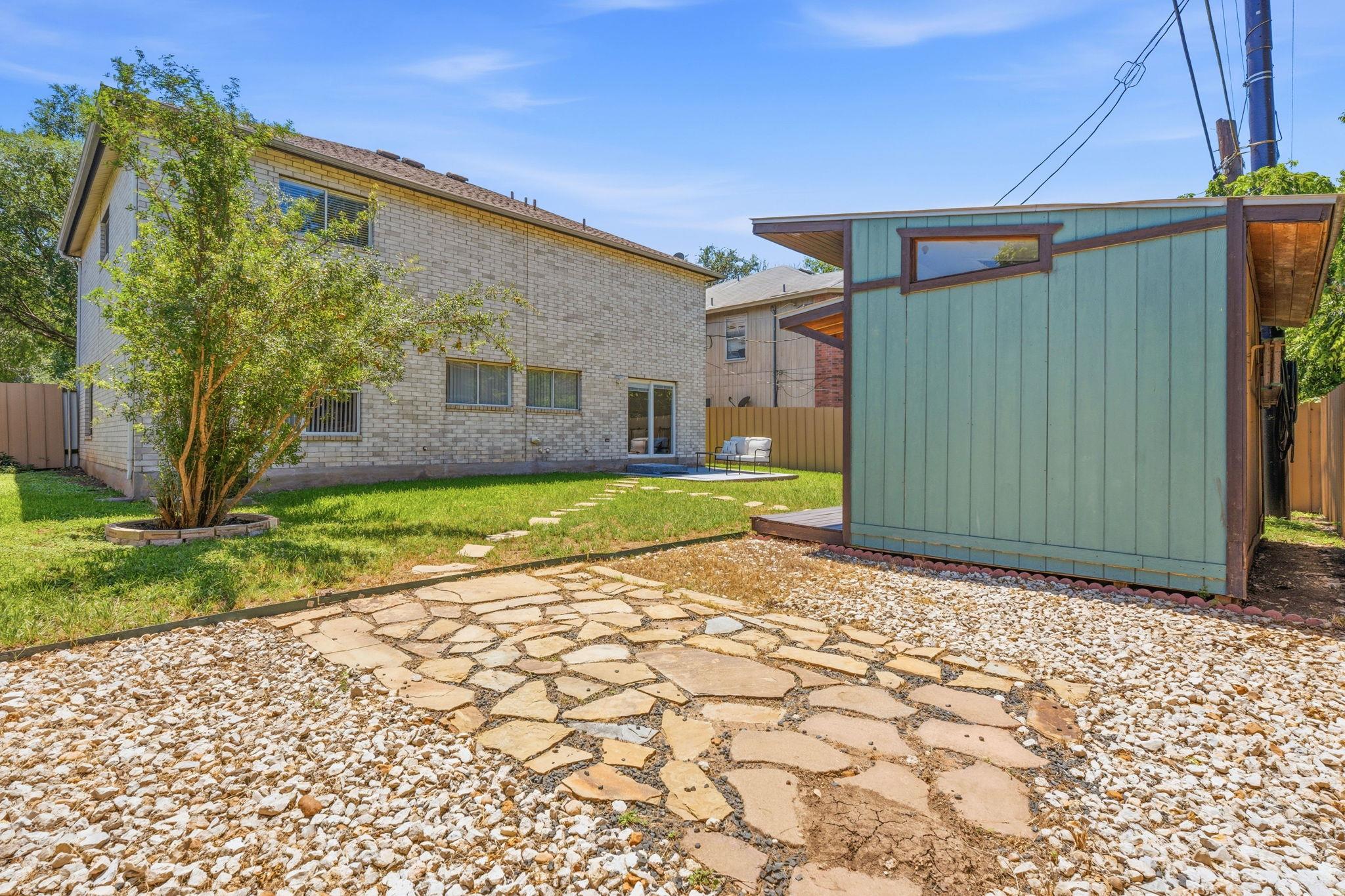 6614 Roseborough Drive Austin TX 78747