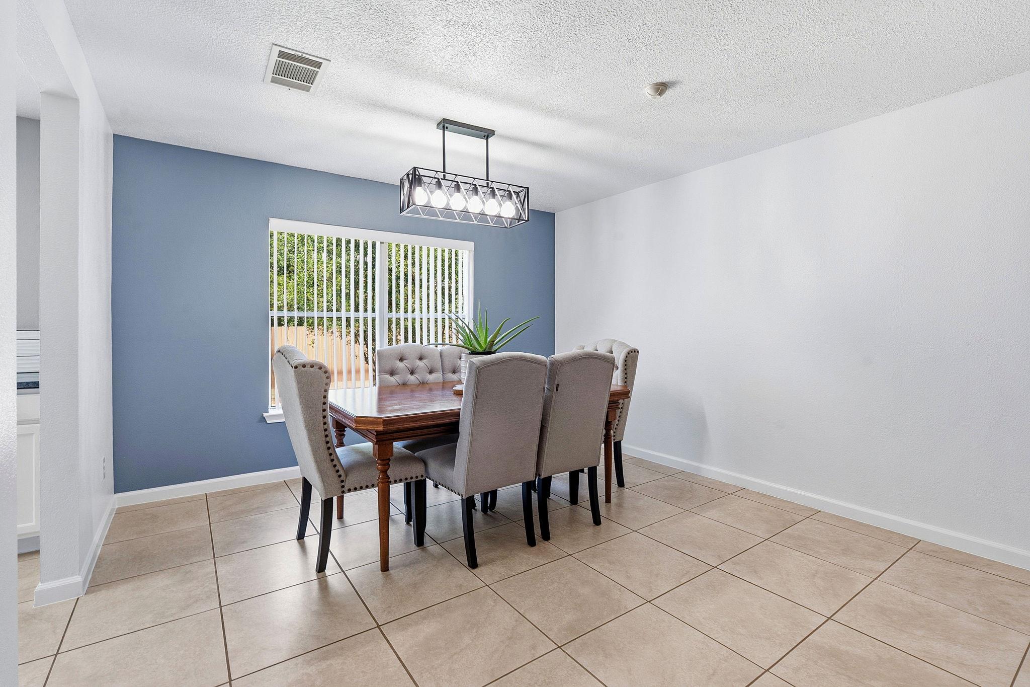6614 Roseborough Drive Austin TX 78747
