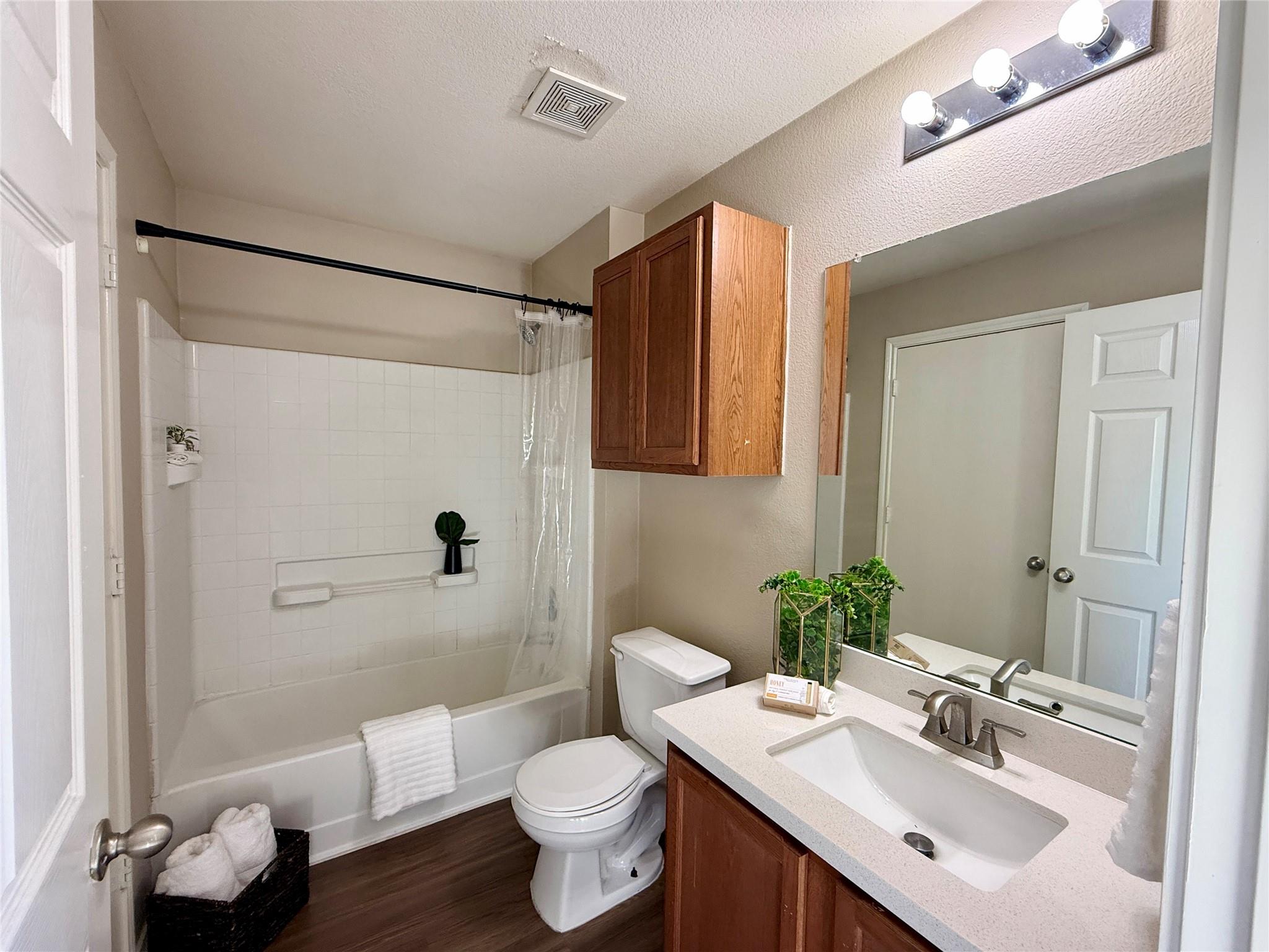 228 Black Forest Buda TX 78610