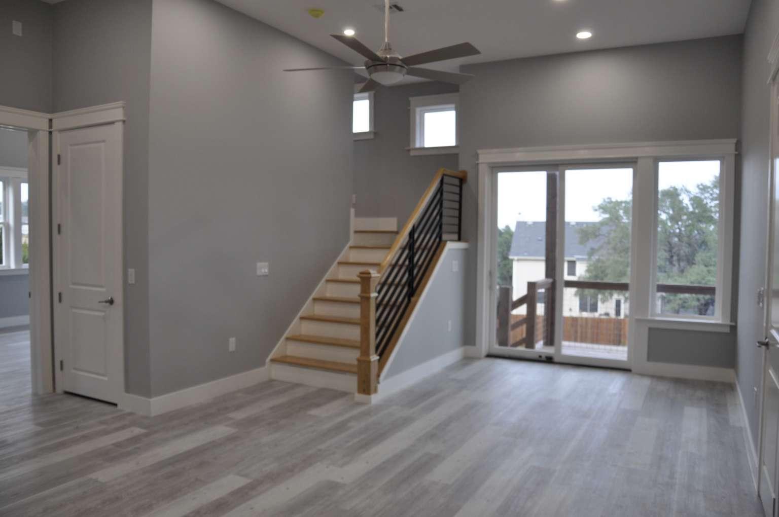 22108-2 Moulin Drive Briarcliff TX 78669