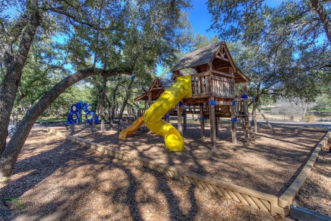 22108-2 Moulin Drive Briarcliff TX 78669