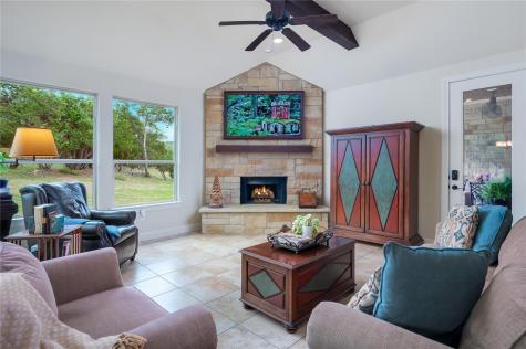 5129 Diamante Drive Spicewood TX 78669