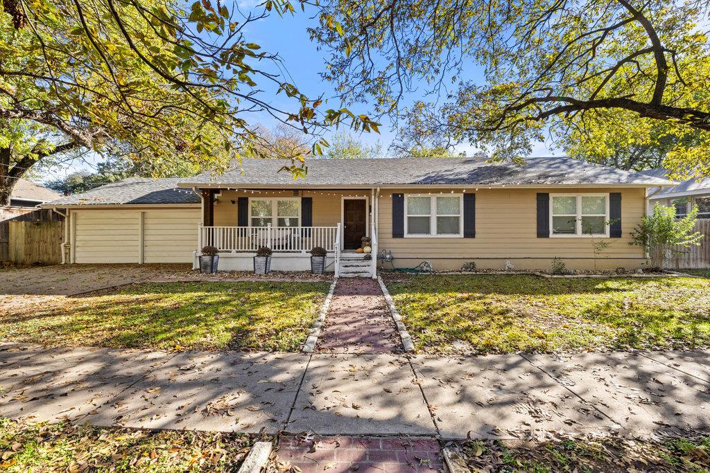 1221 S Austin Avenue Georgetown TX 78626