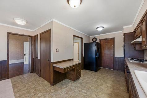 100 W 11th Street Elgin TX 78621