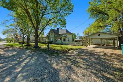 100 W 11th Street Elgin TX 78621