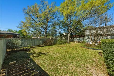 100 W 11th Street Elgin TX 78621