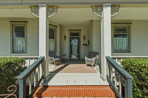 100 W 11th Street Elgin TX 78621