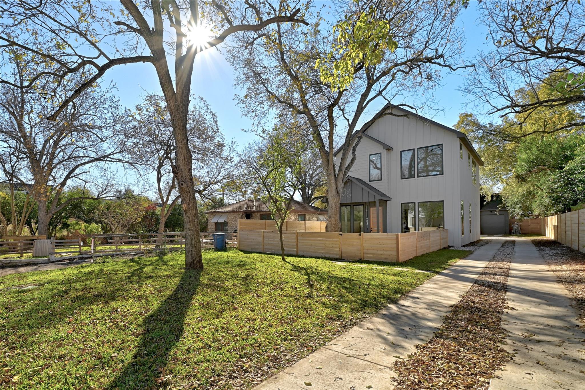 903 Redd Street Austin TX 78745