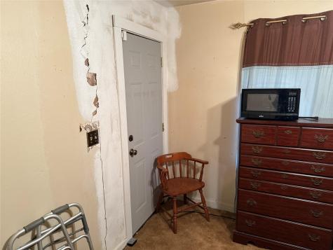 823 N Ellis Street Giddings TX 78942
