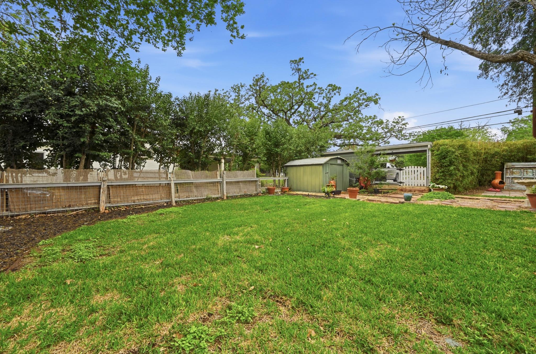 221 N Johnson Avenue San Marcos TX 78666
