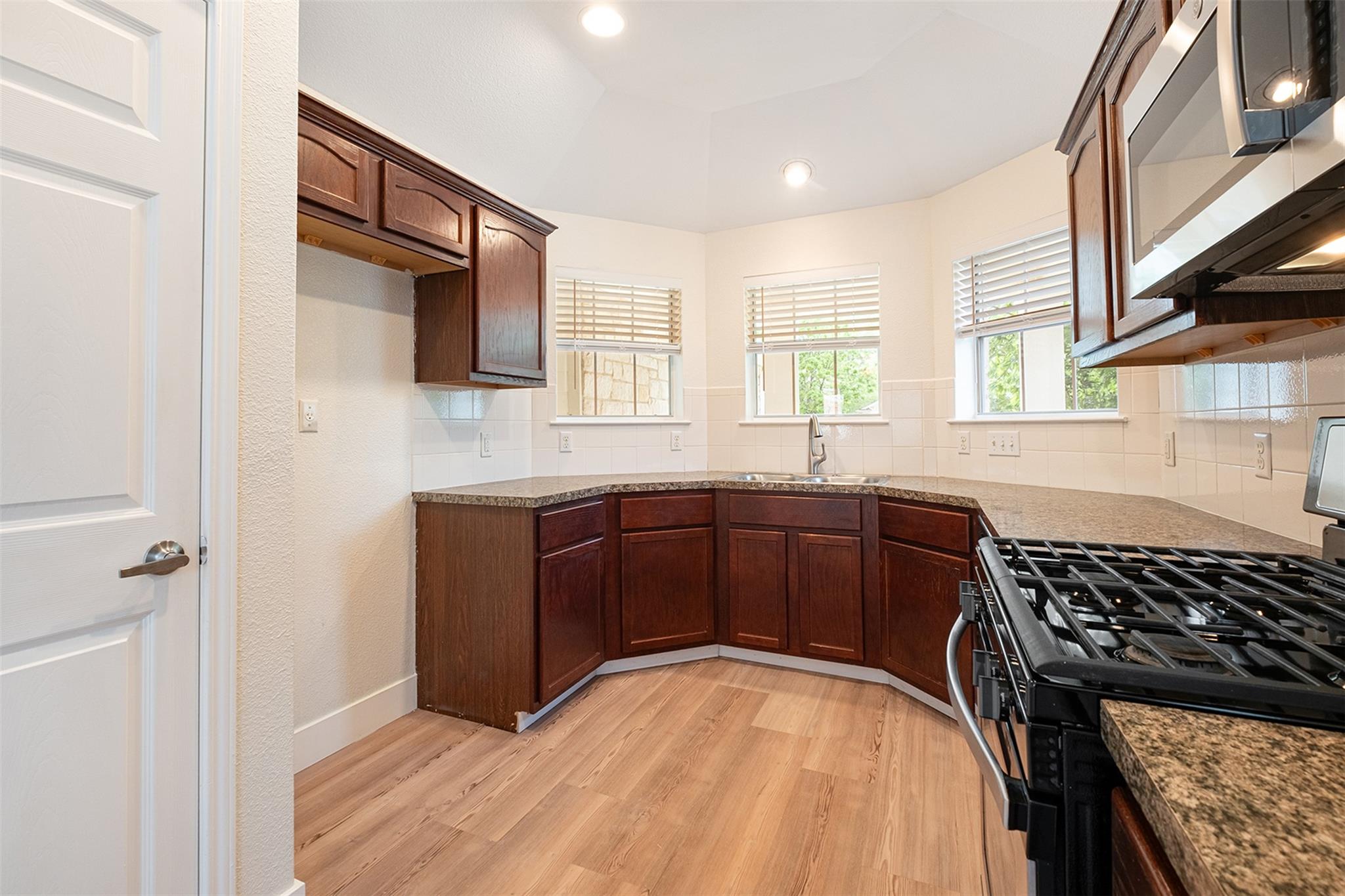 8528 Chick Pea Lane Austin TX 78748