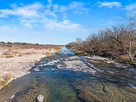 247 Diamond Cross Drive Llano TX 78643