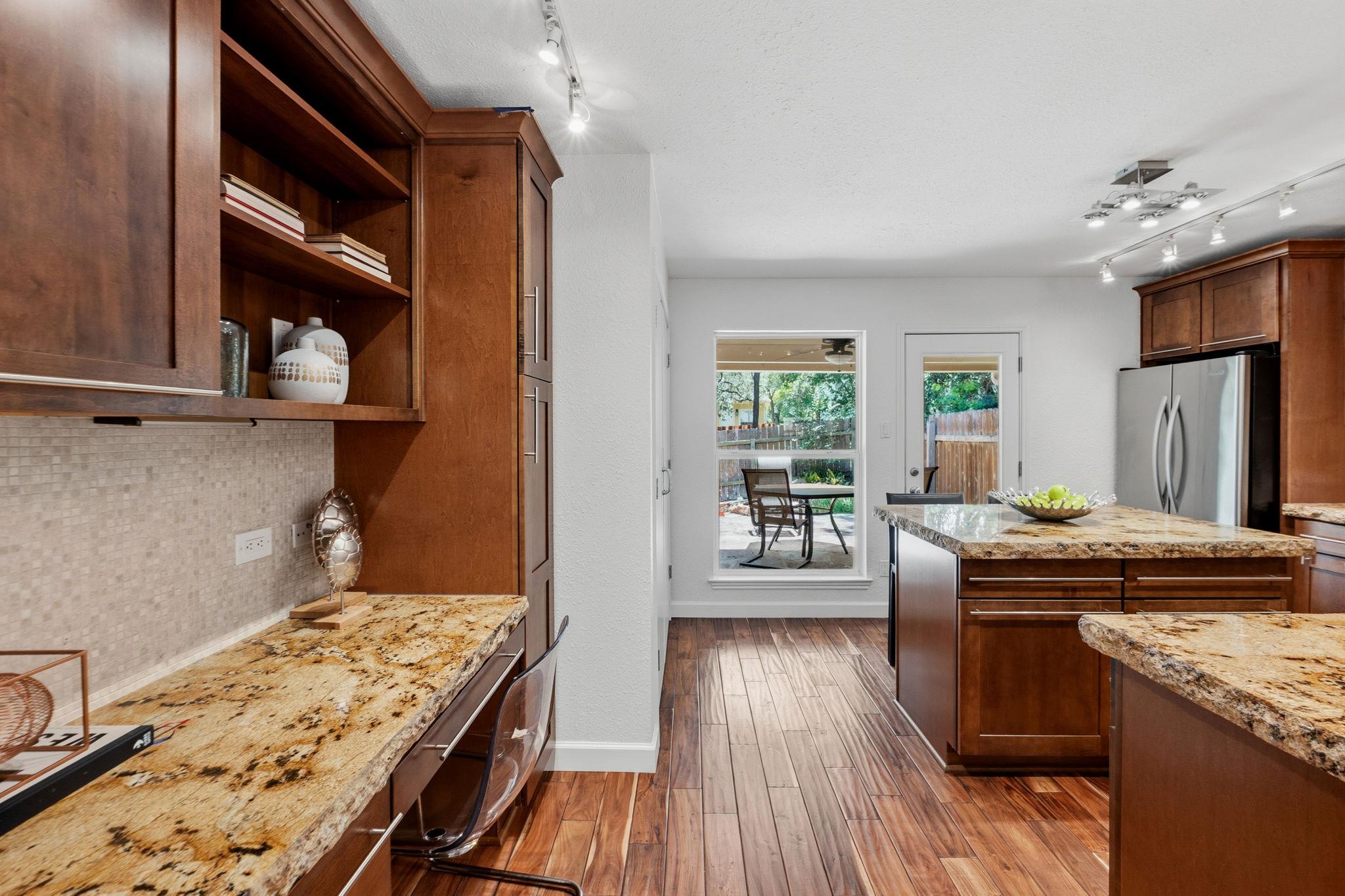 6409 Paintbrush Hollow Austin TX 78750