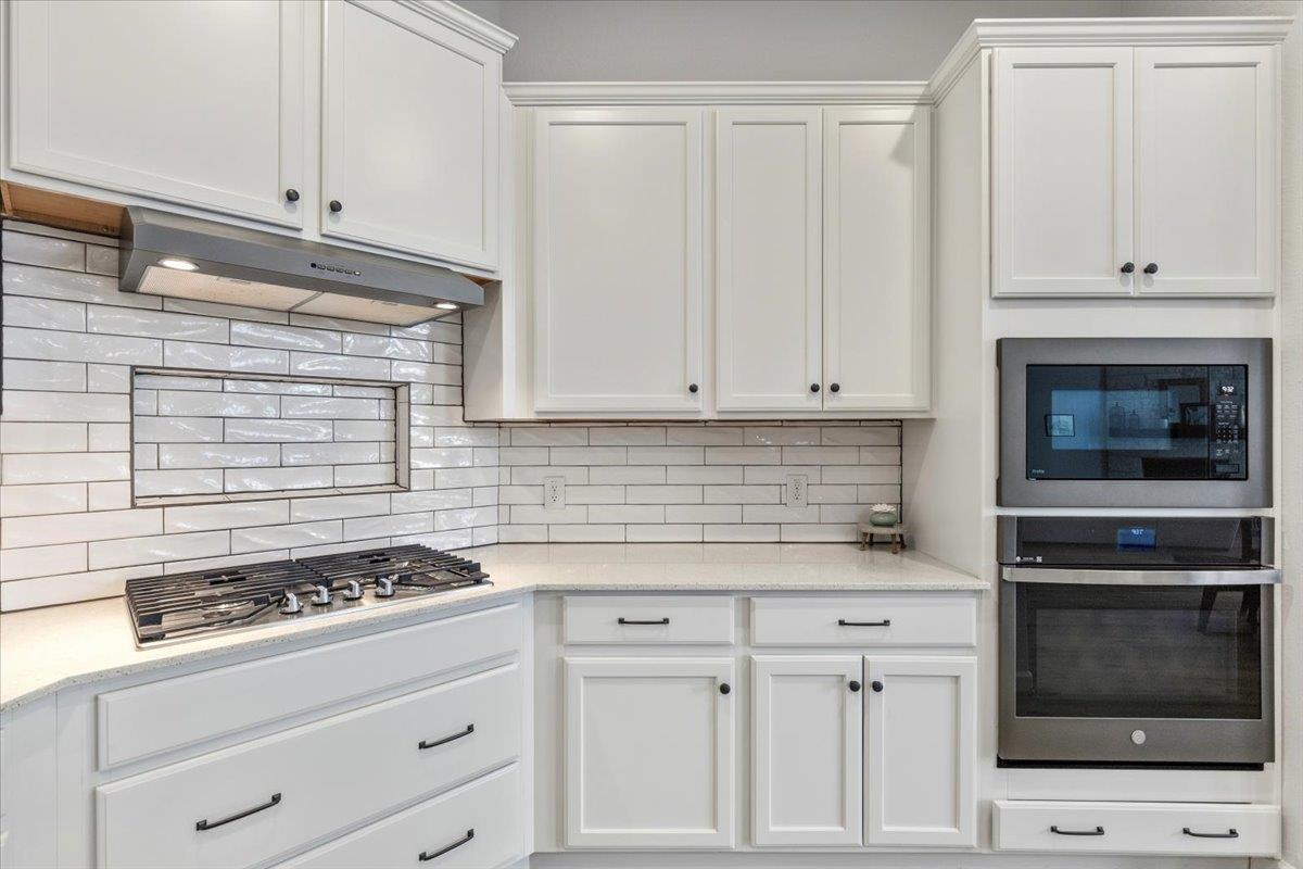 1029 Wild Pecan Loop Buda TX 78610
