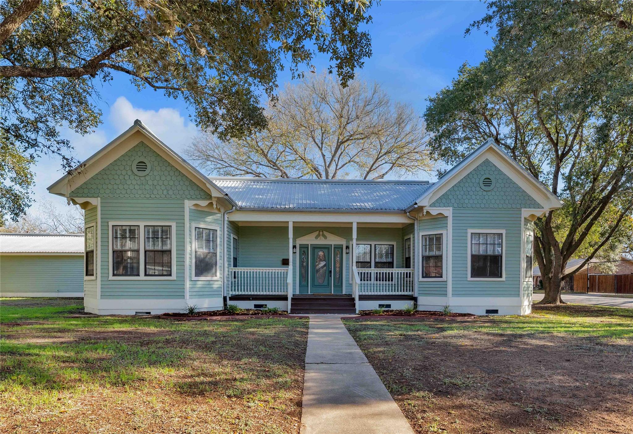 303 S Franklin Street La Grange TX 78945