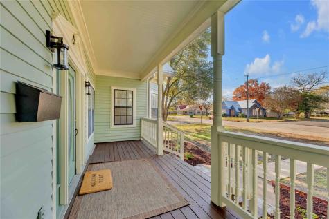 303 S Franklin Street La Grange TX 78945