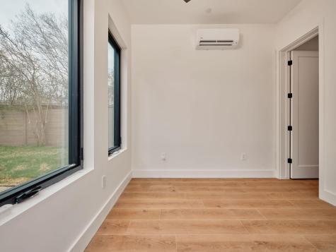 304 Blueridge Trail Austin TX 78746