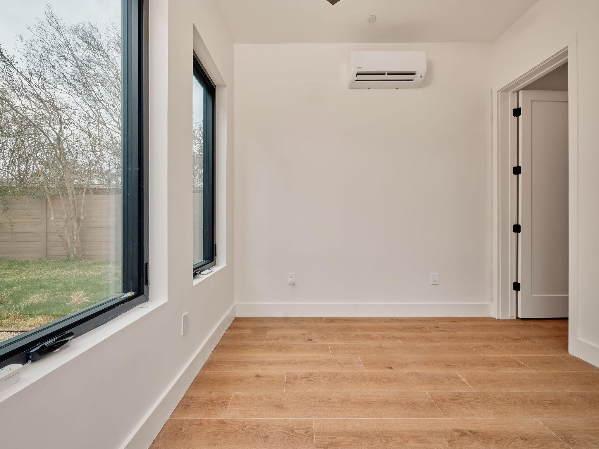304 Blueridge Trail Austin TX 78746