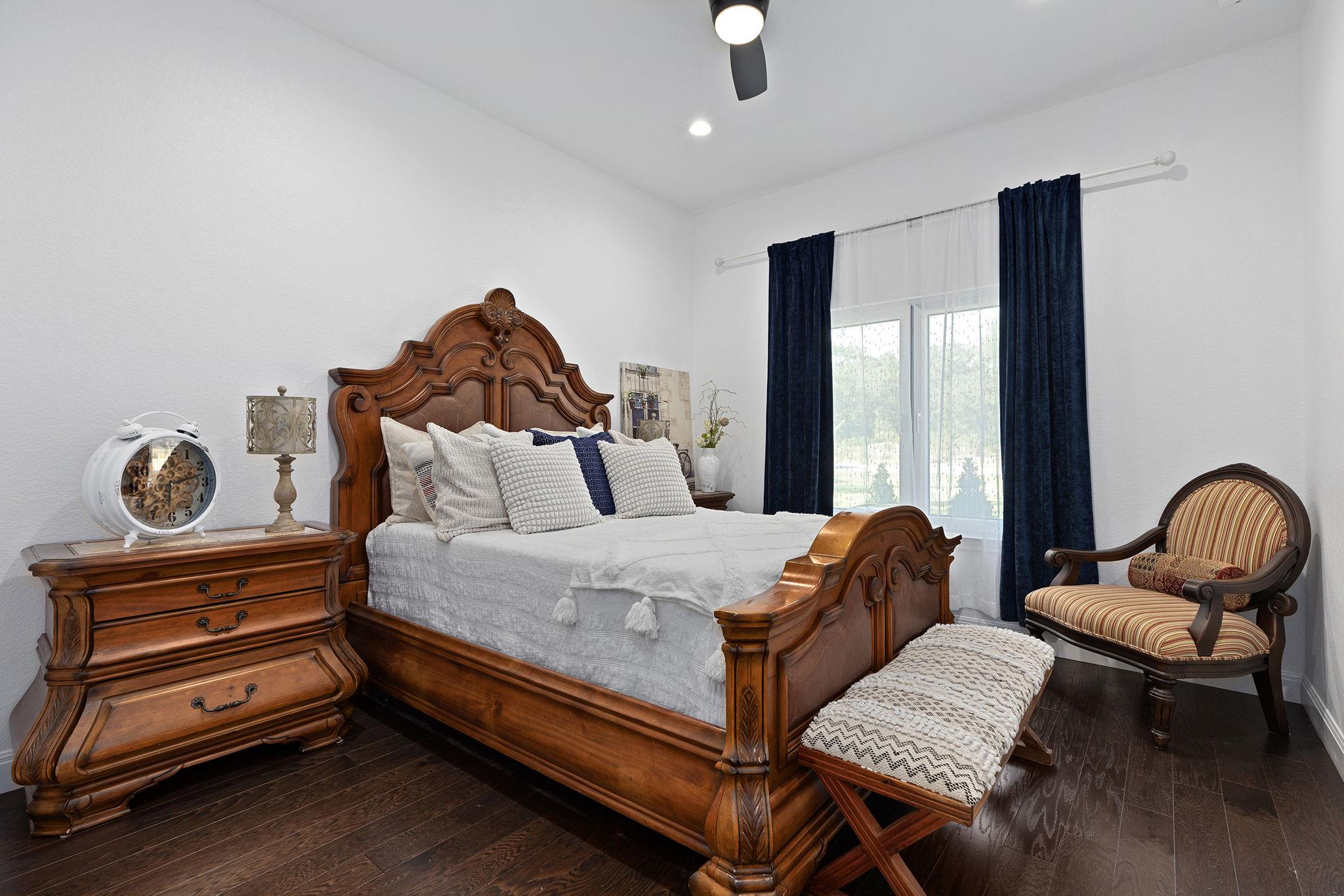 153 Fawn Hollow Elgin TX 78621