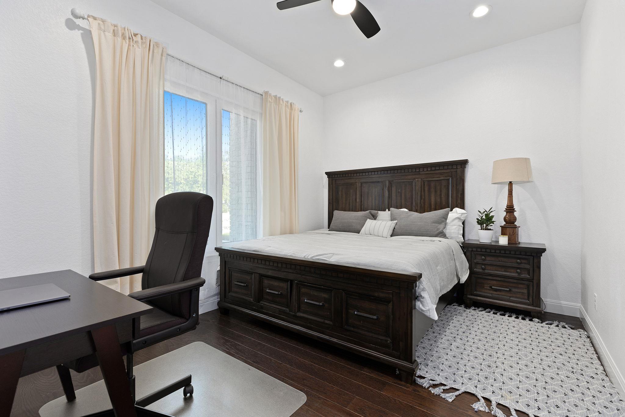 153 Fawn Hollow Elgin TX 78621