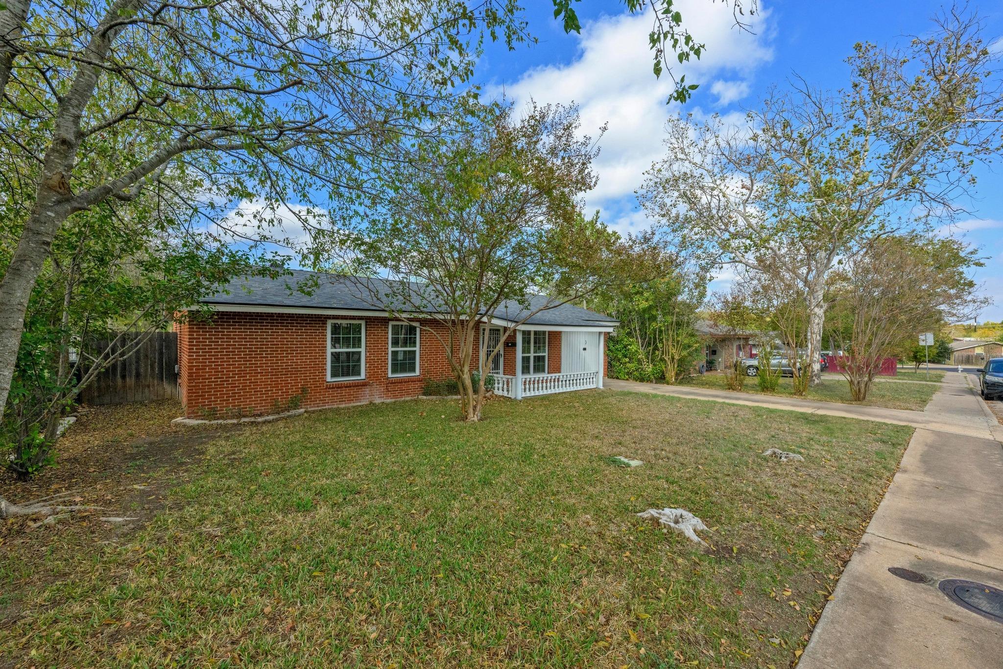5704 Cedardale Drive Austin TX 78745