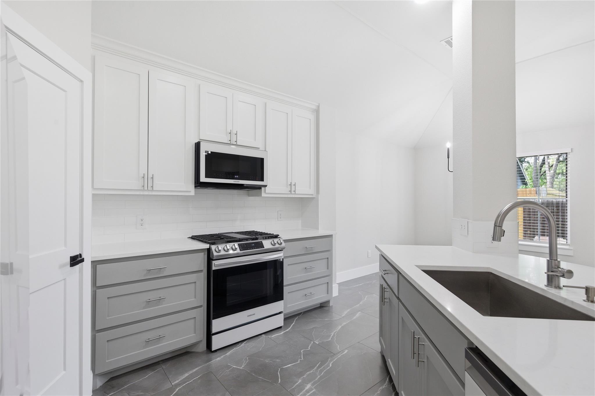 1614 Lantana Drive Round Rock TX 78664