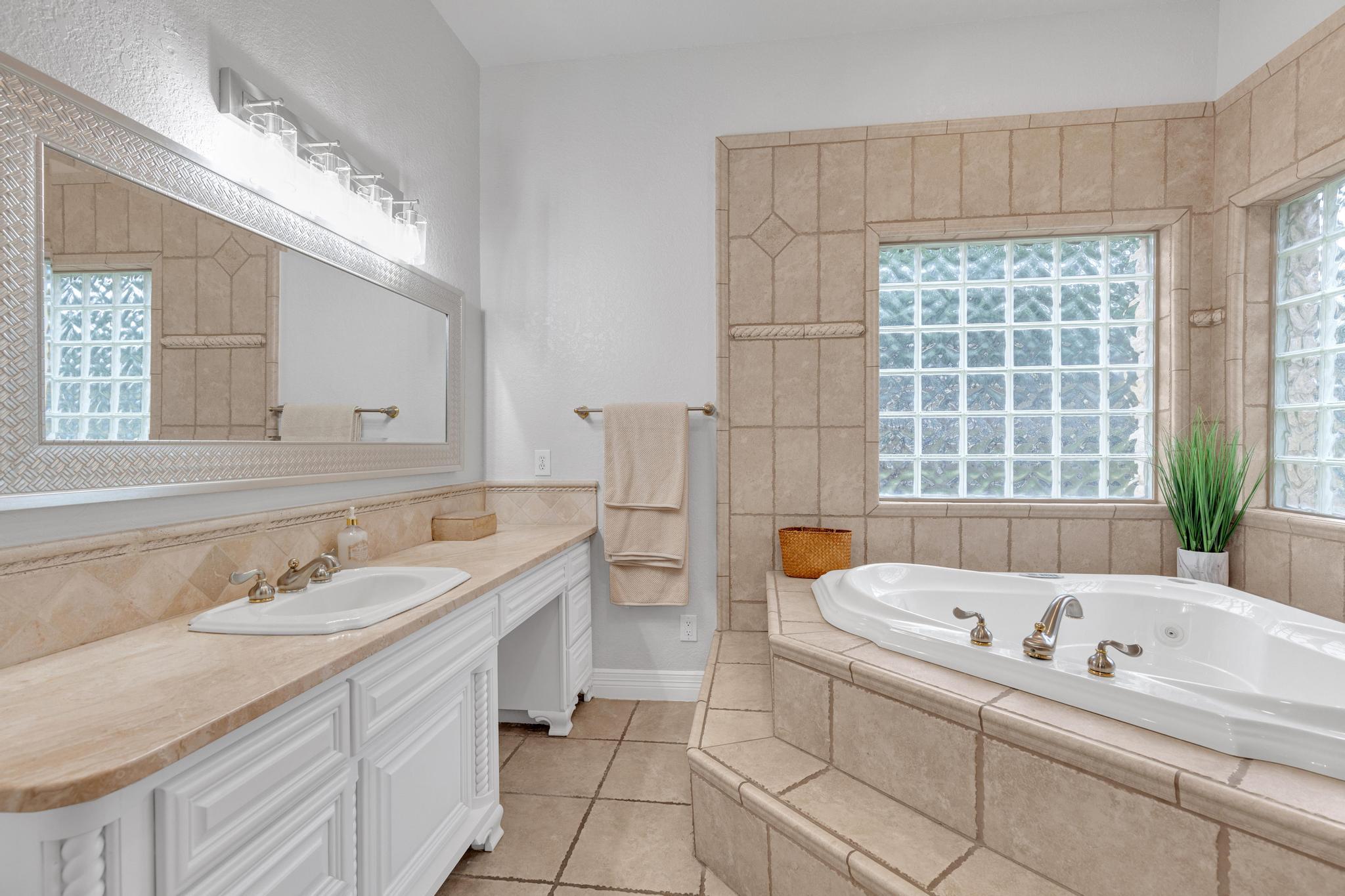 1130 Whispering Water Spring Branch TX 78070