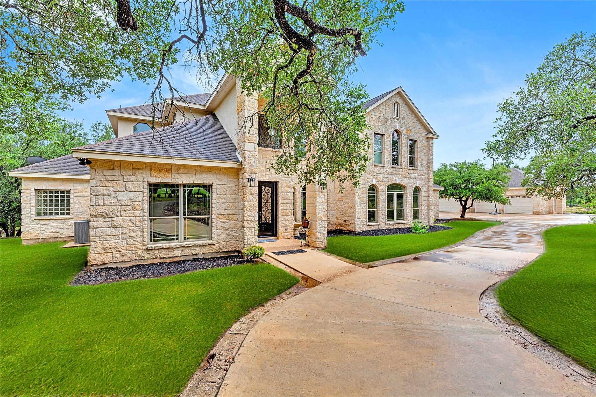1130 Whispering Water Spring Branch TX 78070