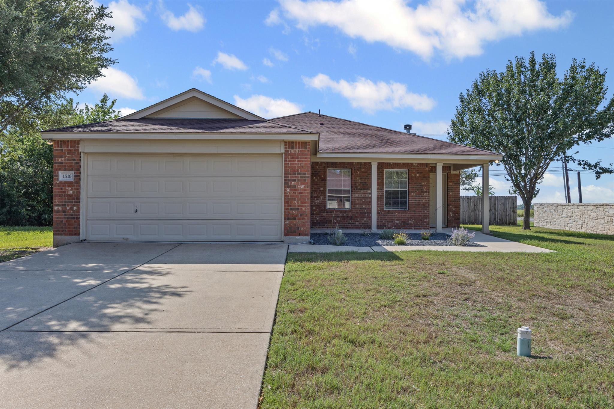 1516 Paint Brush Drive Lockhart TX 78644