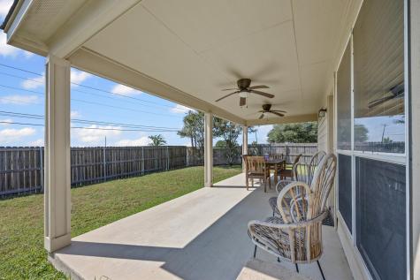 1516 Paint Brush Drive Lockhart TX 78644