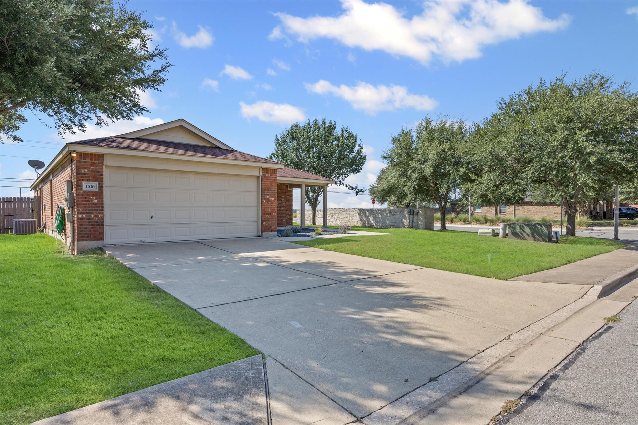 1516 Paint Brush Drive Lockhart TX 78644