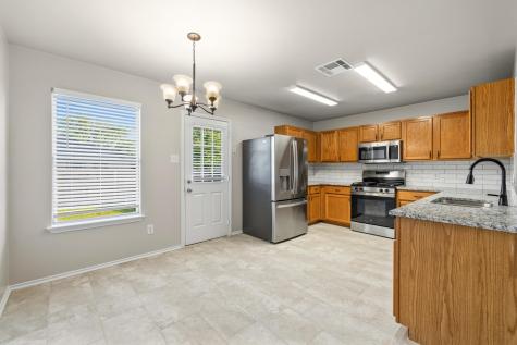 124 Steven Street Hutto TX 78634