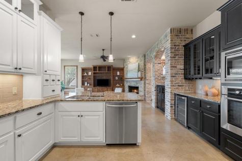19 Chandon Lane Lakeway TX 78734