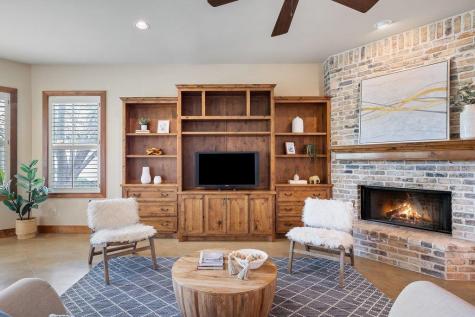 19 Chandon Lane Lakeway TX 78734