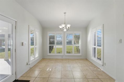 714 Louisiana Avenue Shiner TX 77984