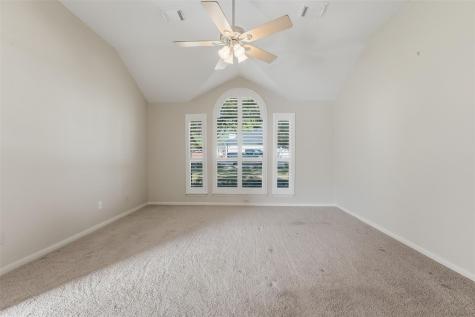 714 Louisiana Avenue Shiner TX 77984