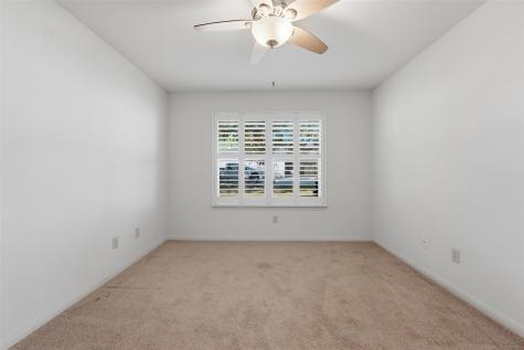 714 Louisiana Avenue Shiner TX 77984