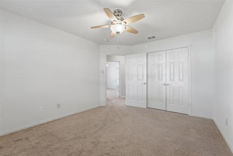714 Louisiana Avenue Shiner TX 77984