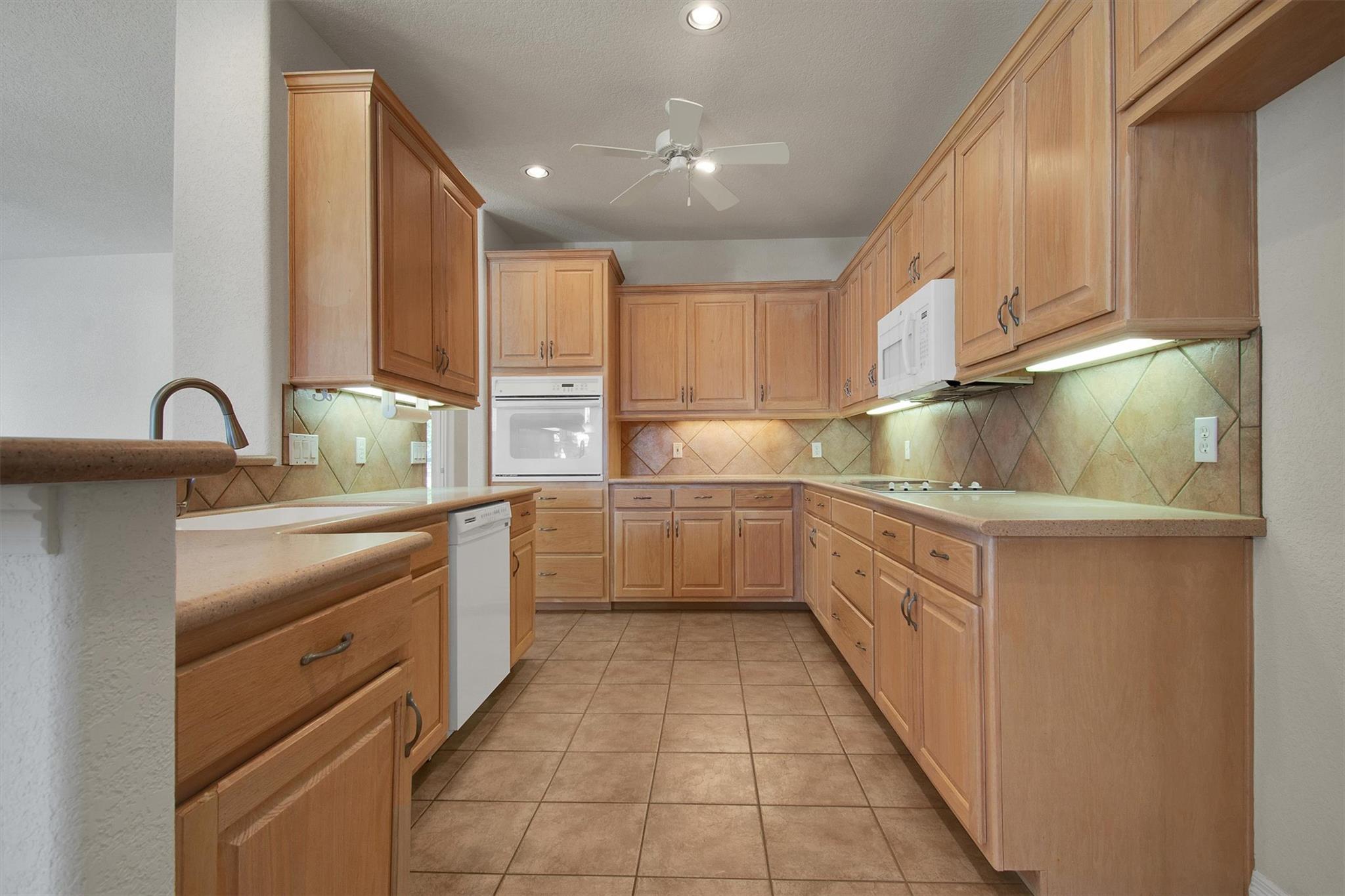 102 Lavaca Lane Georgetown TX 78628