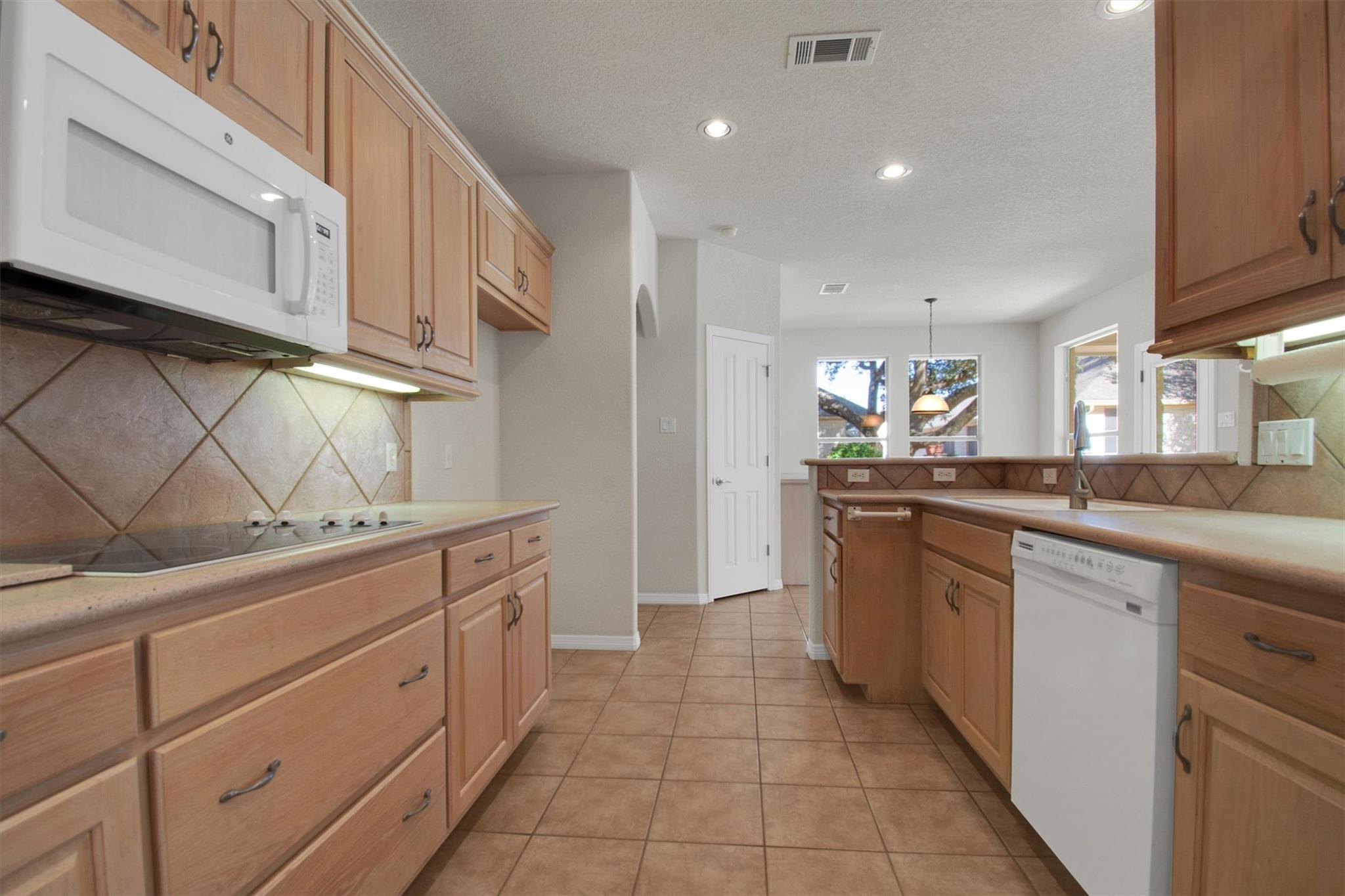 102 Lavaca Lane Georgetown TX 78628