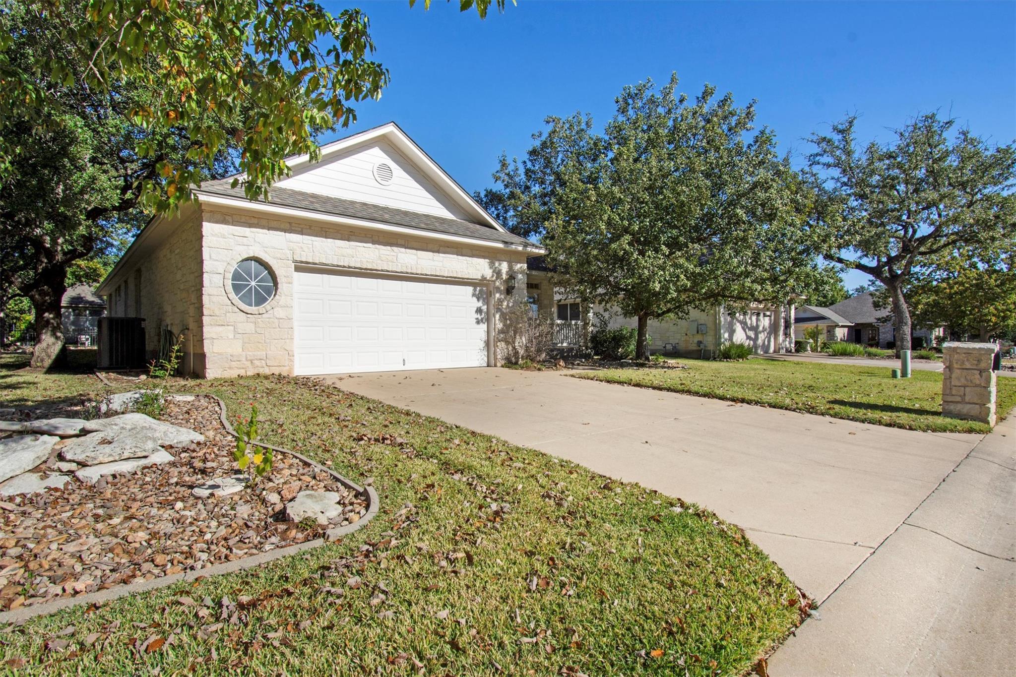 102 Lavaca Lane Georgetown TX 78628