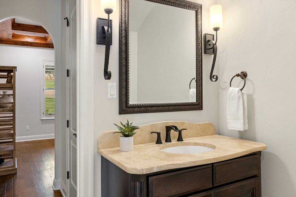303 Bella Montagna Circle Austin TX 78734
