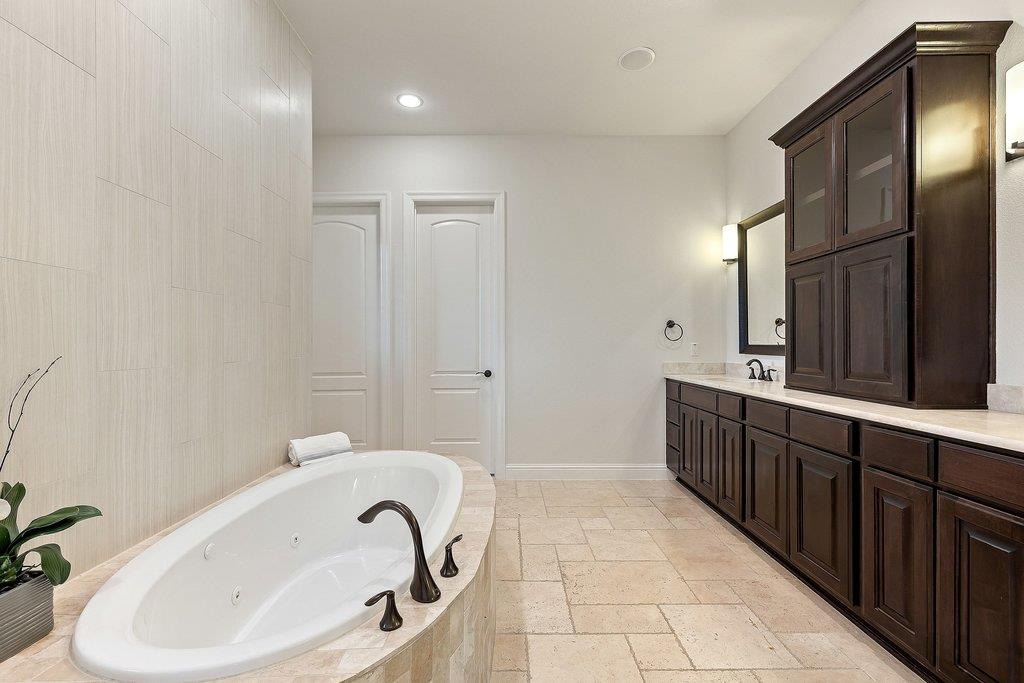 303 Bella Montagna Circle Austin TX 78734