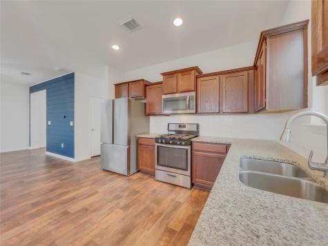 717 Twisted Oaks Lane Buda TX 78610